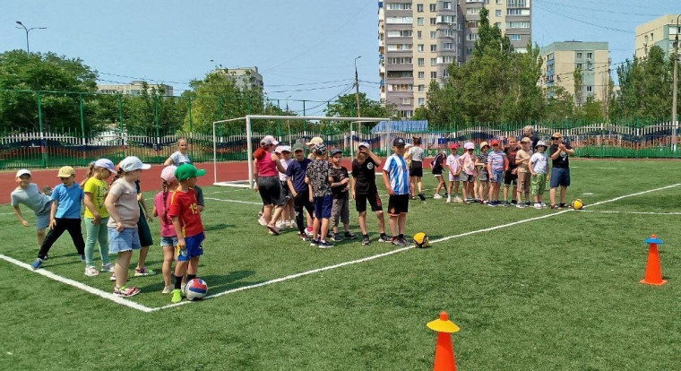 Спортивно-развлекательное мероприятие, посвященное Дню России..